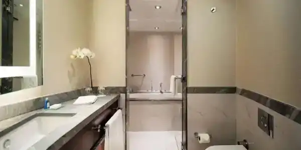 Conrad Istanbul Bosphorus - 34