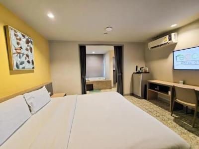 Recenta Suite Phuket Suanluang - 54