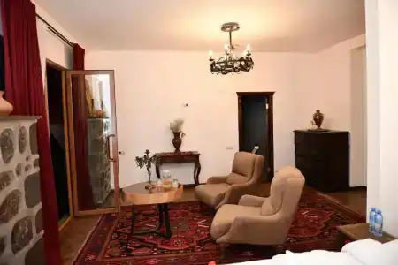 Khoreayi Dzor - 44