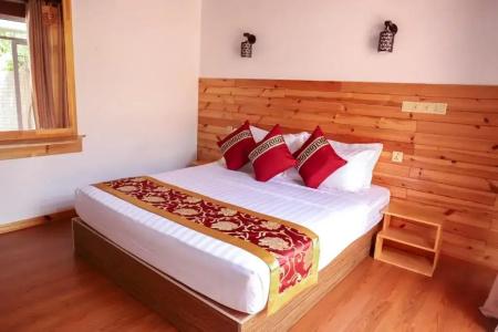 New Breeze Thoddoo Inn - 11