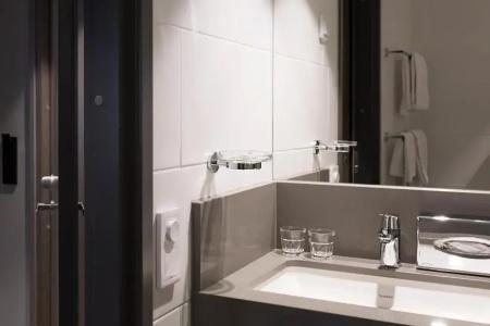 Hilton Helsinki Strand - 88