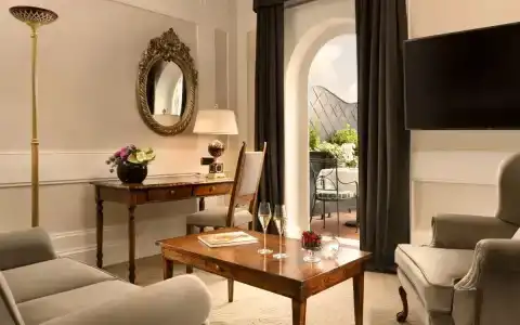 Splendide Royal - Small Luxury Hotels of the World - 56