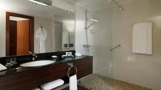 Marriott - 52