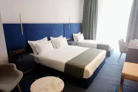 Ramada by Wyndham Tbilisi Old City - 43