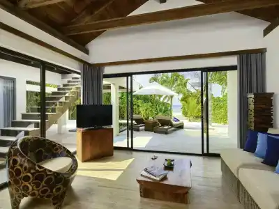 Mӧvenpick Resort Kuredhivaru Maldives - 40