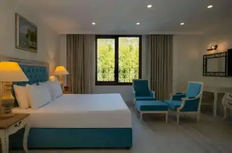 DoubleTree by Hilton Bodrum Marina Vista - 28