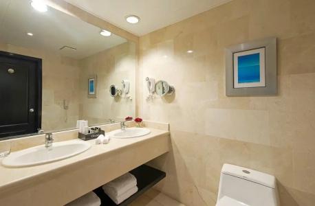 Ocean Blue & Sand Beach Resort - All Inclusive - 37