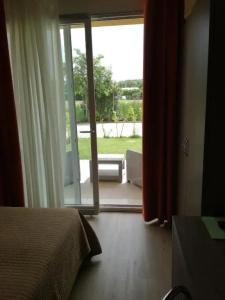 Bella Lazise - 26