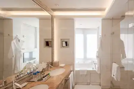 The Westin Nanjing Xuanwu Lake - 57