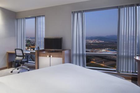 Hampton By Hilton Bursa - 10
