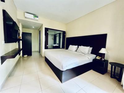 Suris Boutique - 22