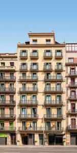 H10 Universitat - 1