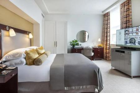 Taj 51 Buckingham Gate Suites and Residences - 42