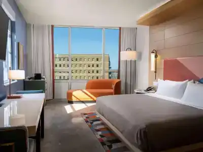Canopy by Hilton New Orleans Downtown - 55