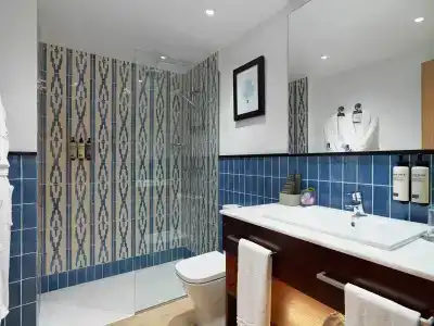 Boutique H10 White Suites - Только для взрослых - 40