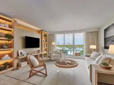 w South Beach - 125