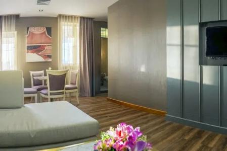 Royal Rattanakosin - 52