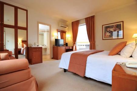Athens Atrium & Jacuzzi Suites - 31