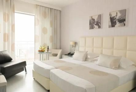 St George Spa & Beach Resort - 1