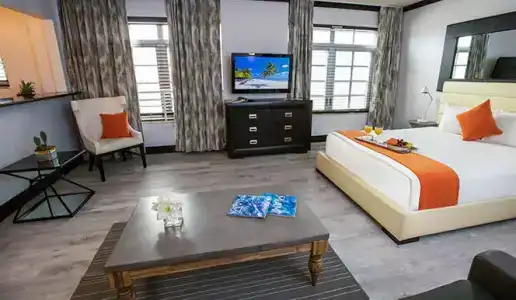 Lincoln Arms Suites - 27