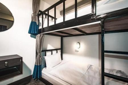 Balcony Party Hostel - Adult Only +18 - 31