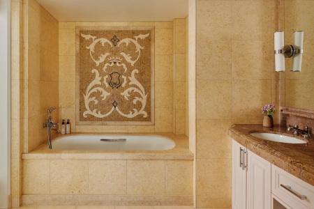 The Maybourne Beverly Hills - 84