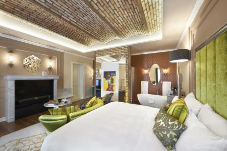Aria Budapest by Library Collection - 50
