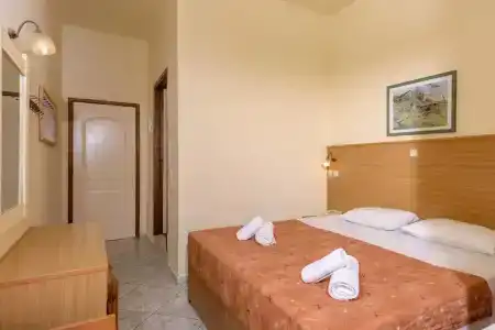 Eri Beach & Village - 11