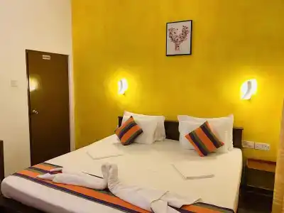 Sam's Guest House - 28