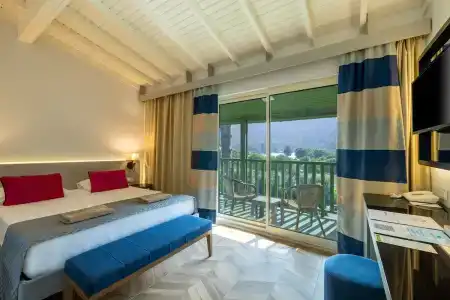 Crystal Flora Beach Resort - Ultimate All Inclusive - 3
