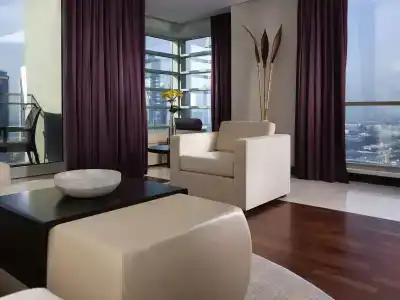 Pullman Dubai Jumeirah Lakes Towers - 60