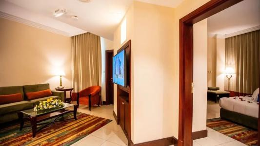 Pearl City Suites - 65