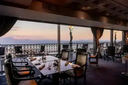 Grand Parker's - 24