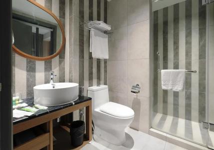 The Jesselton - 54