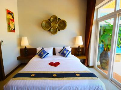 Rawai Private Villas - Pools and Garden - 1