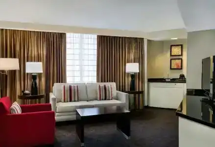 Doubletree by Hilton Los Angeles Downtown - 66