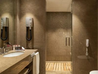 Mövenpick Istanbul Bosphorus - 31
