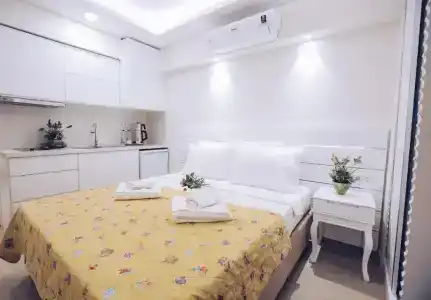 Princess Kinli Suites - 24