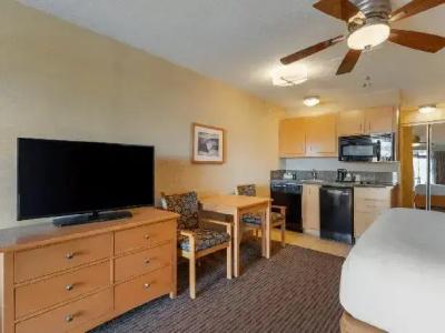 Best Western Plus Ocean View - 62