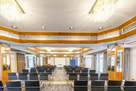 Best Western Schmoeker-Hof - 19