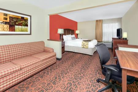 Baymont by Wyndham/Quail Springs - 23
