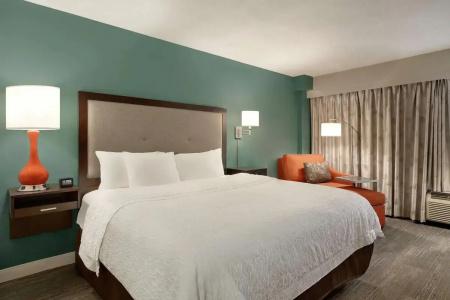 Hampton Inn New Orleans/St.Charles Ave - 36