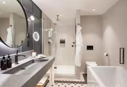 The Gantry London, Curio Collection By Hilton - 72