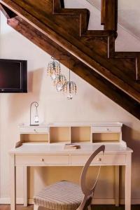 Avalon Boutique Suites - 59
