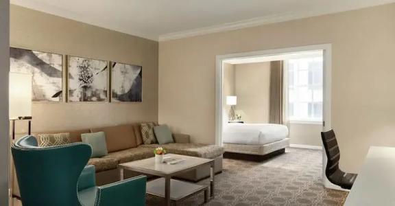 Hilton New Orleans / St. Charles Avenue - 69