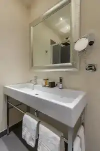 Columbia Wellness & Spa - 83