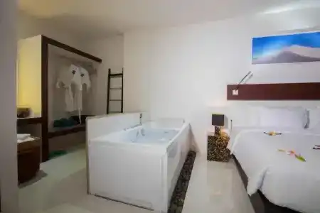 Norn Talay Surin Beach Phuket - 17