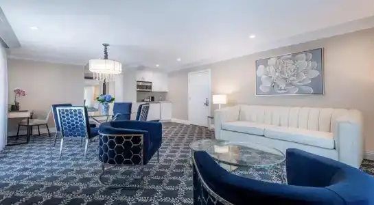 Beverly Hills Plaza & Spa - 42