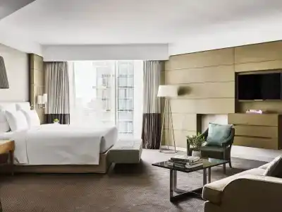 Pullman West Bay - 40