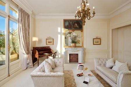 Hôtel Raphael - 110
